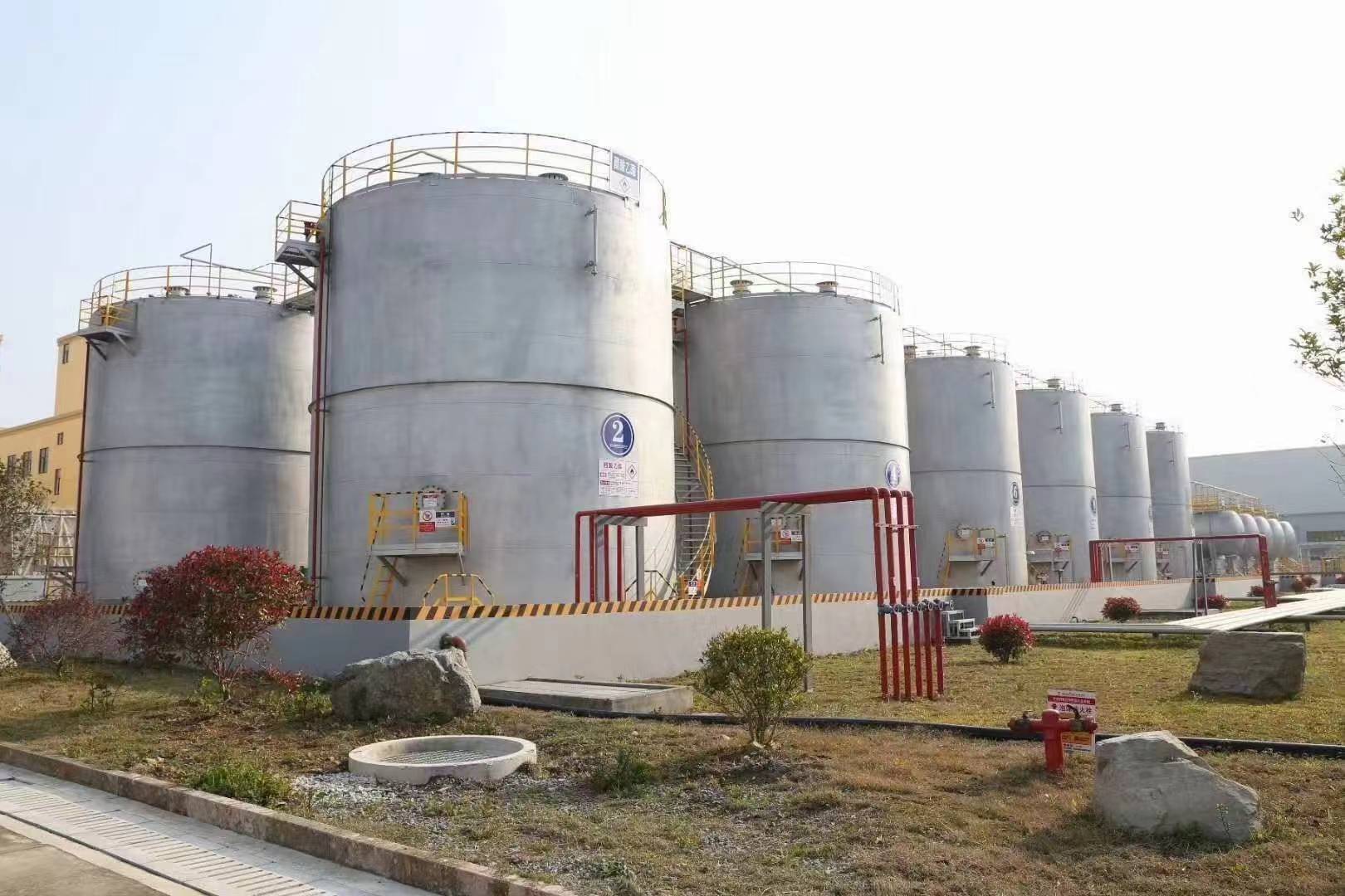 有機(jī)化學(xué)溶劑：現(xiàn)代工業(yè)的"萬能介質(zhì)"與創(chuàng)新引擎